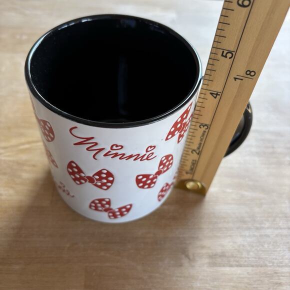 Disney Minnie Mouse Ceramic Mug Coffee Cup Red Polka Dot Bows Black Handle Gift - Picture 7 of 7